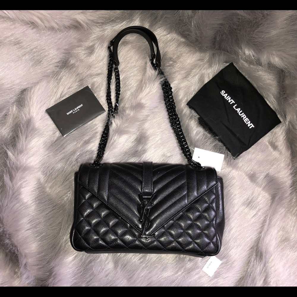 ❌ SOLD ❌ Saint Laurent Medium Envelope - Picture 5 of 8